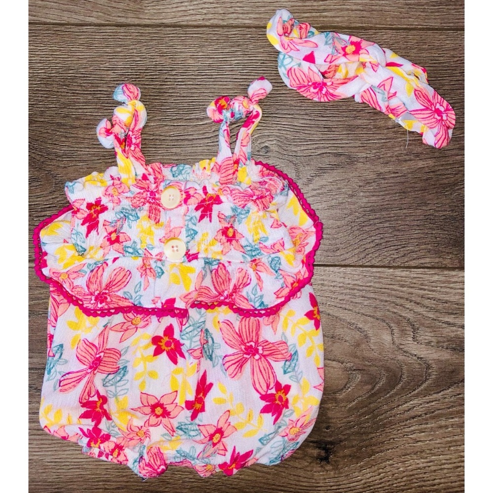 ⭐️ S O L D ⭐️ Jessica Simpson Set